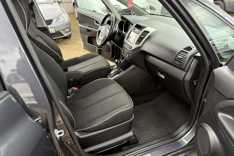 Kia Venga automat, navi, kamera, klimatronic zdjęcie 15