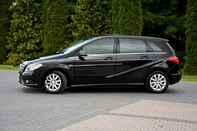 B 180 Navigacja Chromy Grzane Fotele Alu 16"ASO Mercedes do końca zdjęcie 4