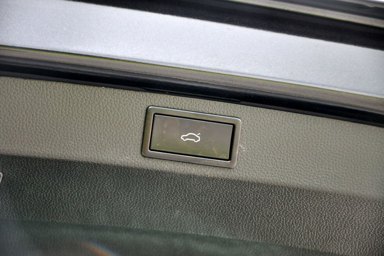 Skoda Karoq 2.0TDI(150KM) 4x4 Led Navi Kamera Klimatronik Reling Welur Alu17"ASO zdjęcie 38