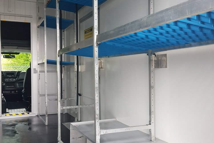 Iveco Daily KONTENER NISKOPODŁOGOWY 4.43x2.23x2.42 SKLEP BAR FOODTRUCK KAMPER AC zdjęcie 19