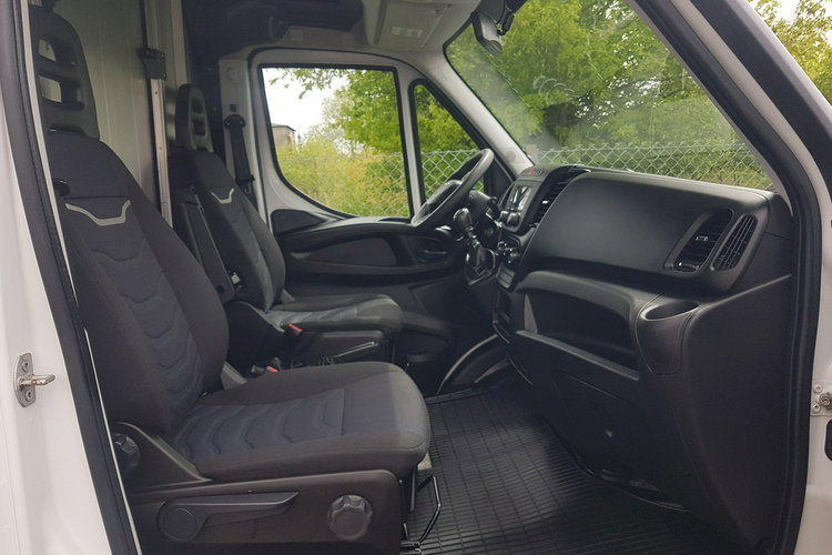 Iveco Daily KONTENER NISKOPODŁOGOWY 4.43x2.23x2.42 SKLEP BAR FOODTRUCK KAMPER AC zdjęcie 22