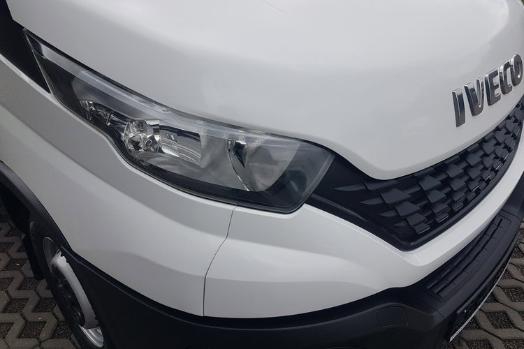 Iveco Daily KONTENER NISKOPODŁOGOWY 4.43x2.23x2.42 SKLEP BAR FOODTRUCK KAMPER AC zdjęcie 33