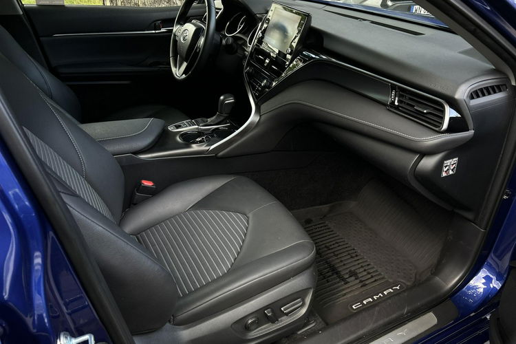 Toyota Camry 2.5 HSD 218KM COMFORT BUSINESS, salon Polska, gwarancja, FV23% zdjęcie 14