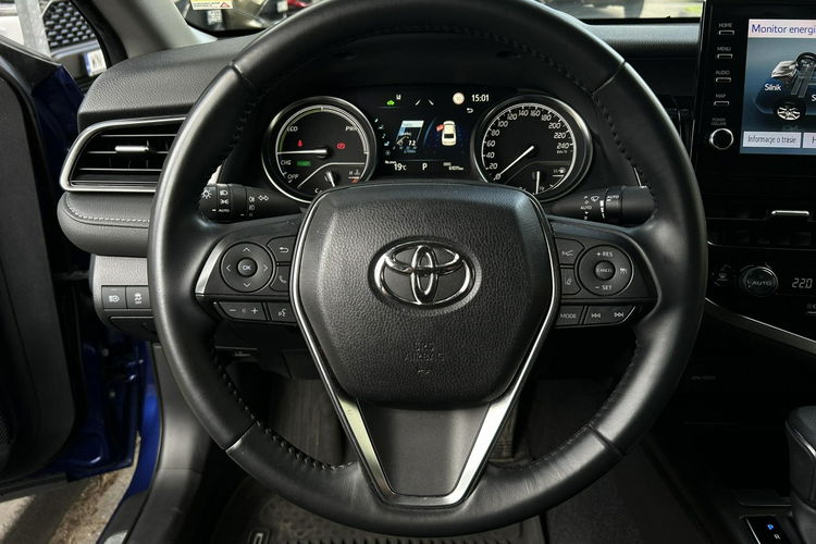 Toyota Camry 2.5 HSD 218KM COMFORT BUSINESS, salon Polska, gwarancja, FV23% zdjęcie 23