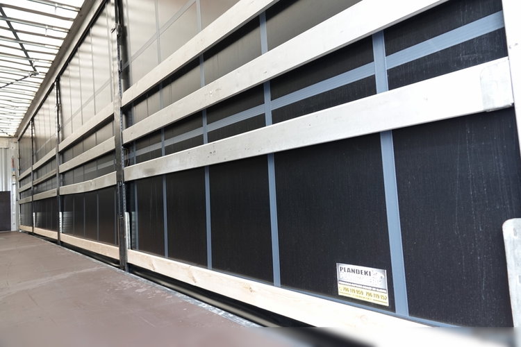 KAESSBOHRER / FIRANKA / MEGA / DACH PODNOSZONY / LOWDECK / 2021 ROK   zdjęcie 17