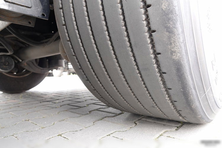 KAESSBOHRER / FIRANKA / MEGA / DACH PODNOSZONY / LOWDECK / 2021 ROK   zdjęcie 23