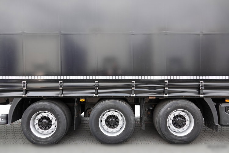 KAESSBOHRER / FIRANKA / MEGA / DACH PODNOSZONY / LOWDECK / 2021 ROK   zdjęcie 24