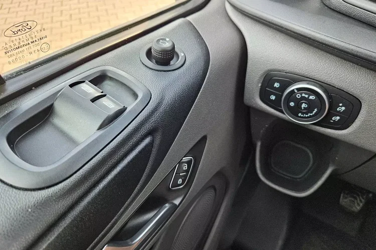 Ford transit-custom L2H1 54900zł NETTO 2.0TdCi/170KM zdjęcie 21