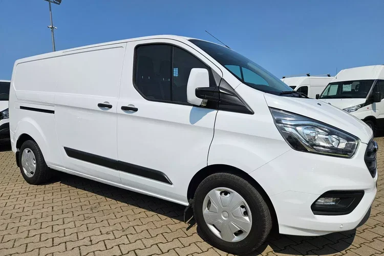Ford transit-custom L2H1 54900zł NETTO 2.0TdCi/170KM zdjęcie 3