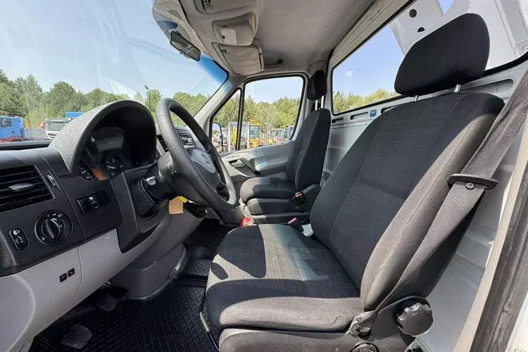 Mercedes Sprinter zdjęcie 22
