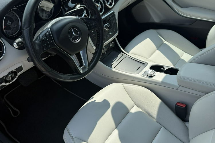 Mercedes CLA 250 CLA 250 AMG Stan BDB Bez Wkładu Gwarancja zdjęcie 7