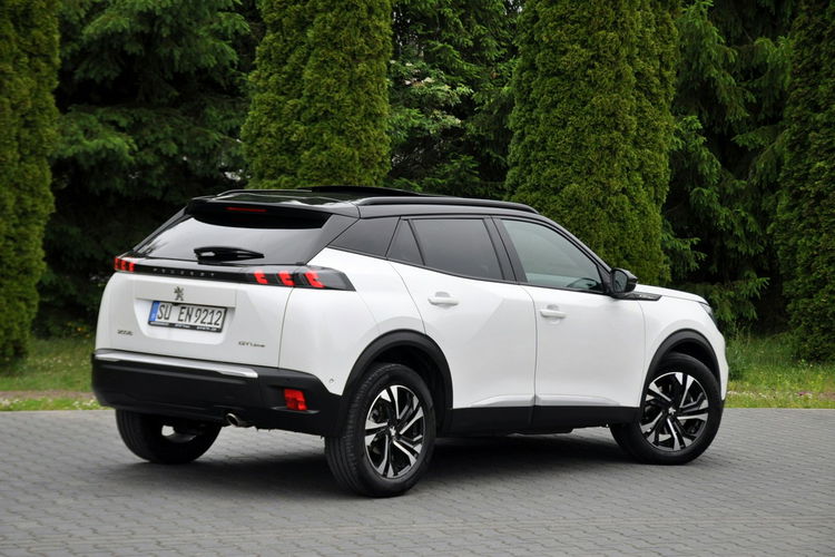 Peugeot 2008 1.5d(130KM) GT Virtual Ful Led Panorama Skóry Navi Kamera Masaże Alu17 zdjęcie 6