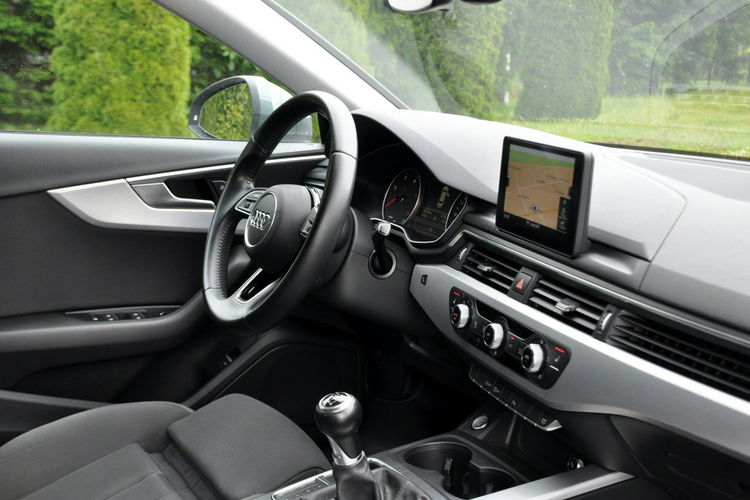 Audi A4 2.0TDI(150KM)*Lift*Xenon*Led*Duża Navi*Welur*Chrom*El.Klapa*Alu18"ASO zdjęcie 18