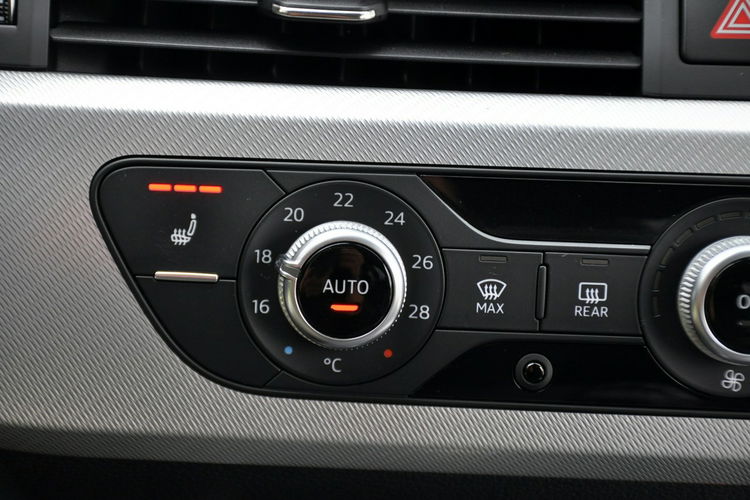 Audi A4 2.0TDI(150KM)*Lift*Xenon*Led*Duża Navi*Welur*Chrom*El.Klapa*Alu18"ASO zdjęcie 32