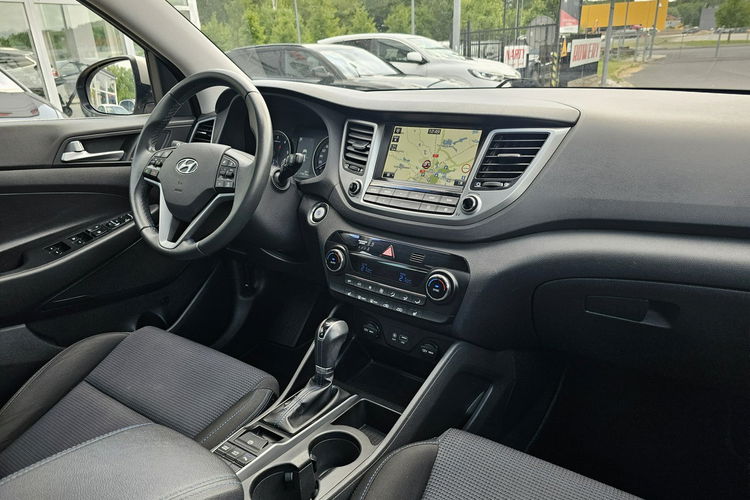 Hyundai Tucson panorama,  navigacja,  kamera,  serwis,  grzane fotele zdjęcie 30