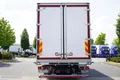 samochód ciężarowy Mercedes zdjęcie 4
