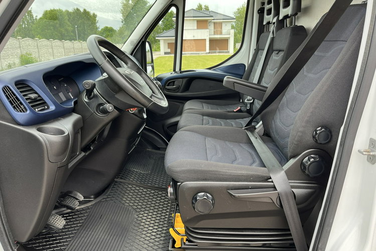 Iveco Daily 50C18 Winda-1000_kg Kontener 8-palet GWARANCJA 3.0/180KM zdjęcie 11