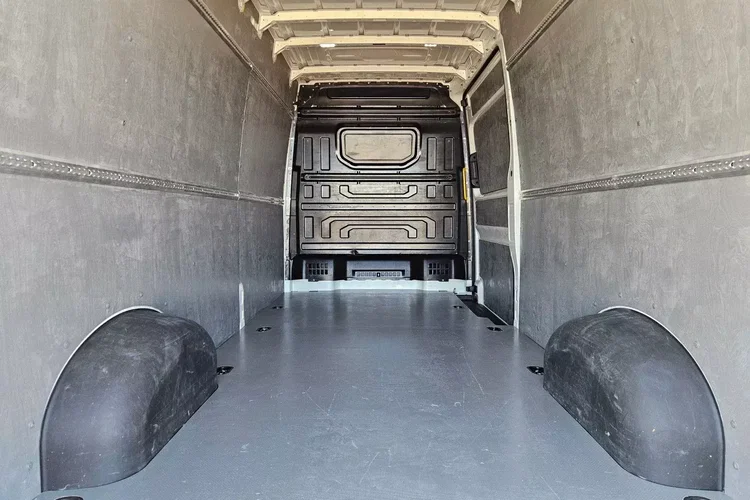 Volkswagen Crafter L3H2 74999zł NETTO 2.0TDi/140KM zdjęcie 17