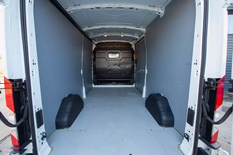 Ford Transit L3H2 170KM Blaszak TREND 3500kg zdjęcie 17