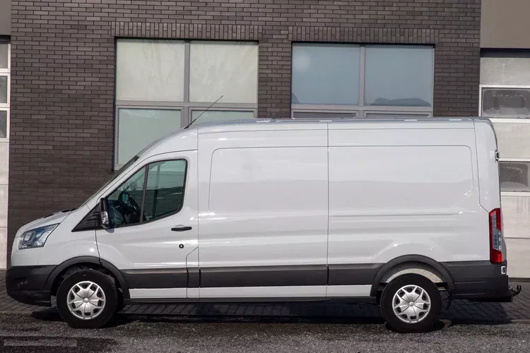 Ford Transit L3H2 170KM Blaszak TREND 3500kg zdjęcie 5