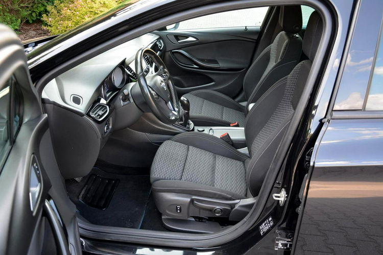 Opel Astra Ledy Duża Navi Grzana kierow 2xParktr. Grz. Kierownica Ideał z Niemiec zdjęcie 15