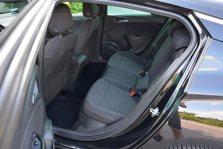 Opel Astra Ledy Duża Navi Grzana kierow 2xParktr. Grz. Kierownica Ideał z Niemiec zdjęcie 16