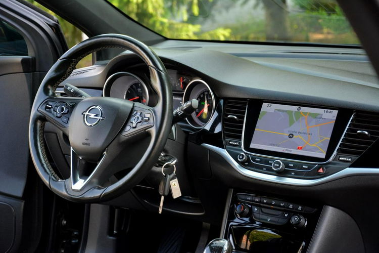 Opel Astra Ledy Duża Navi Grzana kierow 2xParktr. Grz. Kierownica Ideał z Niemiec zdjęcie 23