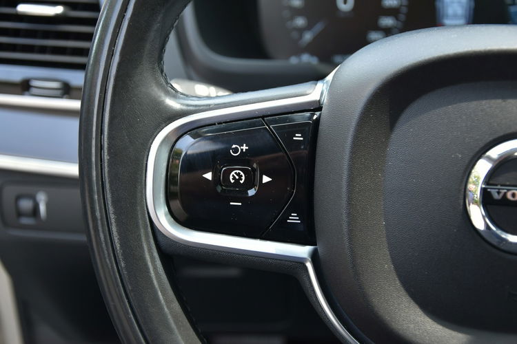 Volvo XC 90 AWD 2.0D5 235KM Inscription 2016r. Salon FV23 Iwł. 7osób PolestarSkóra zdjęcie 11