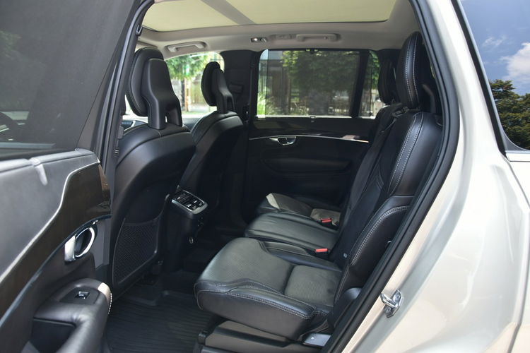 Volvo XC 90 AWD 2.0D5 235KM Inscription 2016r. Salon FV23 Iwł. 7osób PolestarSkóra zdjęcie 15