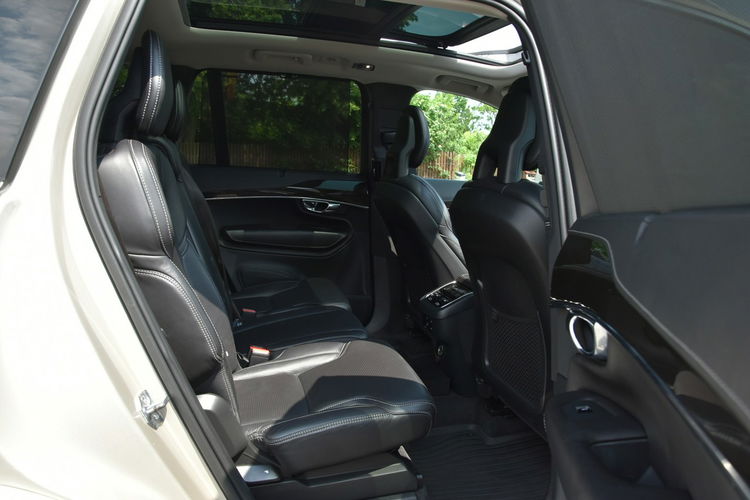 Volvo XC 90 AWD 2.0D5 235KM Inscription 2016r. Salon FV23 Iwł. 7osób PolestarSkóra zdjęcie 17