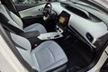 samochód osobowy Toyota zdjęcie 14