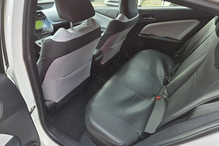 Toyota Prius 1.8 HSD 136KM Ledy Kamera Ast. Pasa Distronic Super Stan Serwis zdjęcie 16