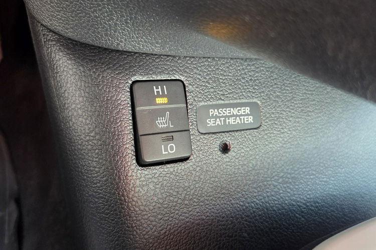 Toyota Prius 1.8 HSD 136KM Ledy Kamera Ast. Pasa Distronic Super Stan Serwis zdjęcie 23