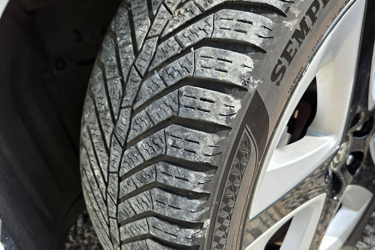 Toyota Prius 1.8 HSD 136KM Ledy Kamera Ast. Pasa Distronic Super Stan Serwis zdjęcie 32