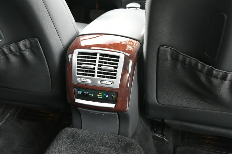 Mercedes S 550 S550 LONG 5.5 V8 388KM 2010r. Japonia 96tkm H/K Kamera ideał zdjęcie 21