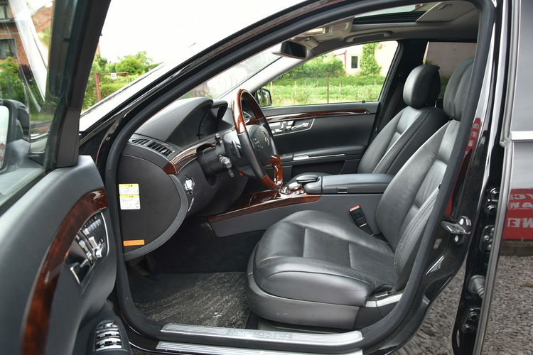 Mercedes S 550 S550 LONG 5.5 V8 388KM 2010r. Japonia 96tkm H/K Kamera ideał zdjęcie 27