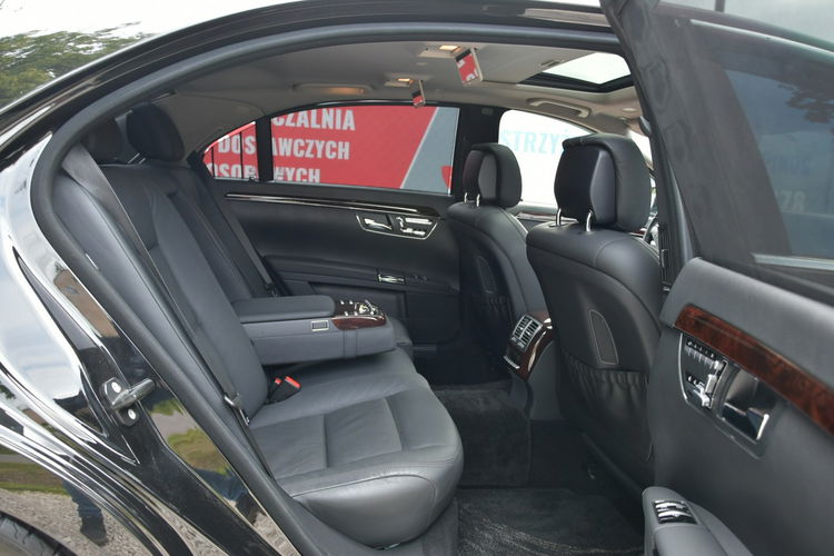 Mercedes S 550 S550 LONG 5.5 V8 388KM 2010r. Japonia 96tkm H/K Kamera ideał zdjęcie 37
