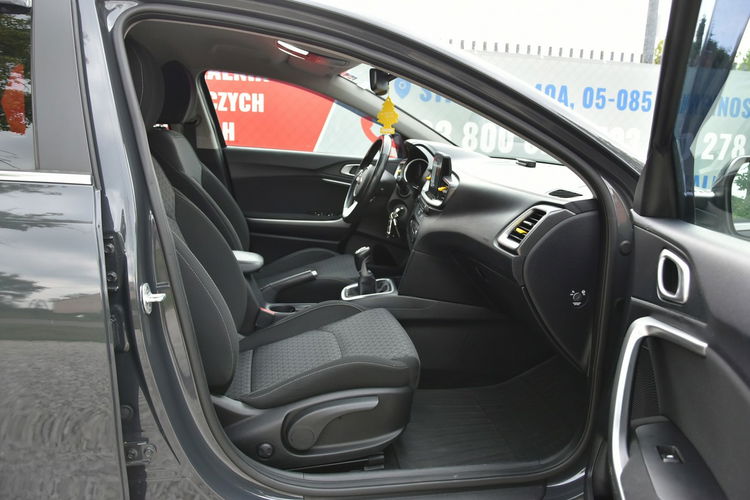 Kia Cee'd 1.6CRDi 116KM Manual XI.2018r. Climatronic NAVi Kamera Isofix TEMPOMAT zdjęcie 12