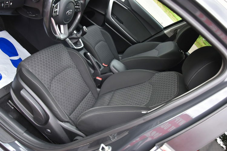 Kia Cee'd 1.6CRDi 116KM Manual XI.2018r. Climatronic NAVi Kamera Isofix TEMPOMAT zdjęcie 21
