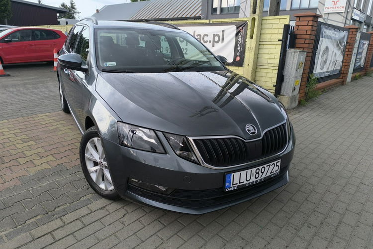 Skoda Octavia 1.6 TDi 116KM Klimatronic Navi zdjęcie 11