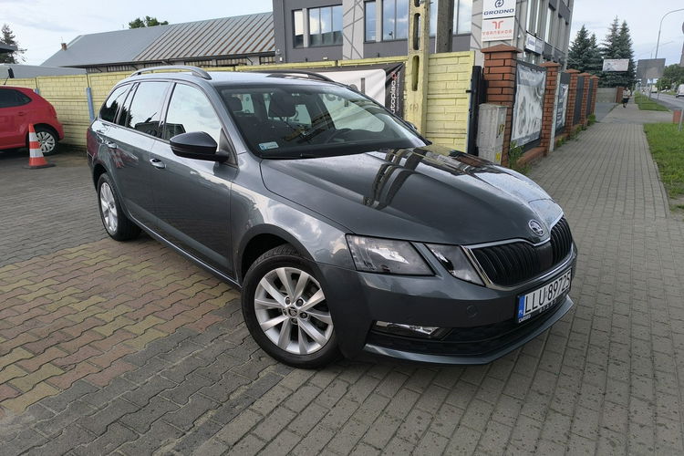 Skoda Octavia 1.6 TDi 116KM Klimatronic Navi zdjęcie 12