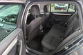 samochód osobowy Skoda zdjęcie 17