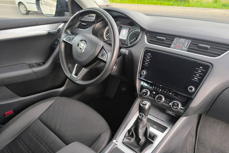 Skoda Octavia 1.6 TDi 116KM Klimatronic Navi zdjęcie 23
