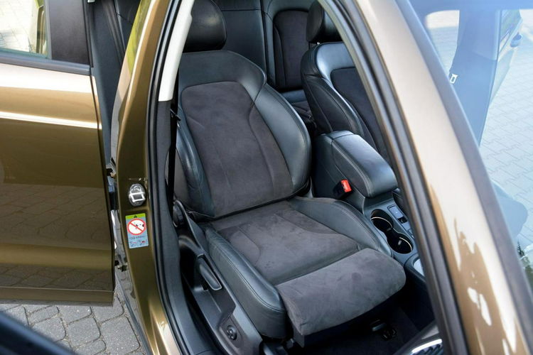 Audi Q3 Quattro Bixenon Led Skóry Navi Alcantara Keyles 2XParkt ASO zdjęcie 20