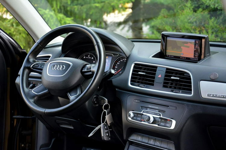 Audi Q3 Quattro Bixenon Led Skóry Navi Alcantara Keyles 2XParkt ASO zdjęcie 23