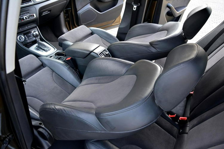 Audi Q3 Quattro Bixenon Led Skóry Navi Alcantara Keyles 2XParkt ASO zdjęcie 24