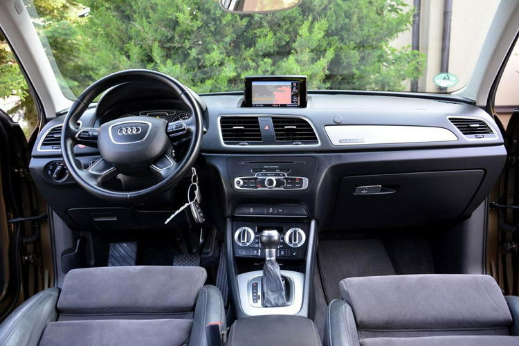 Audi Q3 Quattro Bixenon Led Skóry Navi Alcantara Keyles 2XParkt ASO zdjęcie 26