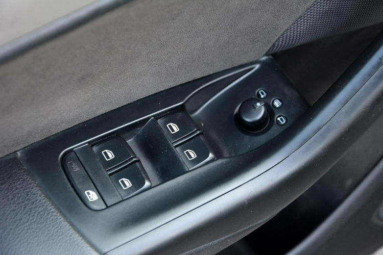 Audi Q3 Quattro Bixenon Led Skóry Navi Alcantara Keyles 2XParkt ASO zdjęcie 34