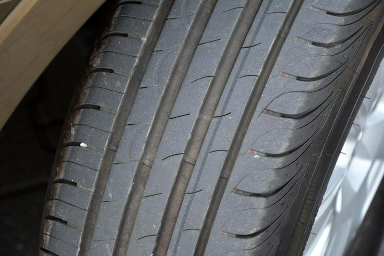 Audi Q3 Quattro Bixenon Led Skóry Navi Alcantara Keyles 2XParkt ASO zdjęcie 40