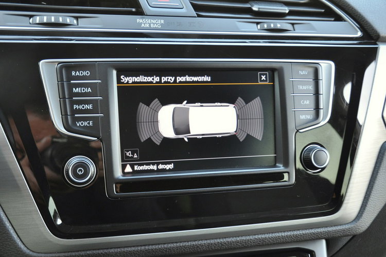 Volkswagen Touran 2.0TDI(150KM) Navi Automat Radar ACC Klimatronik Reling Alu17"ASO VW zdjęcie 32